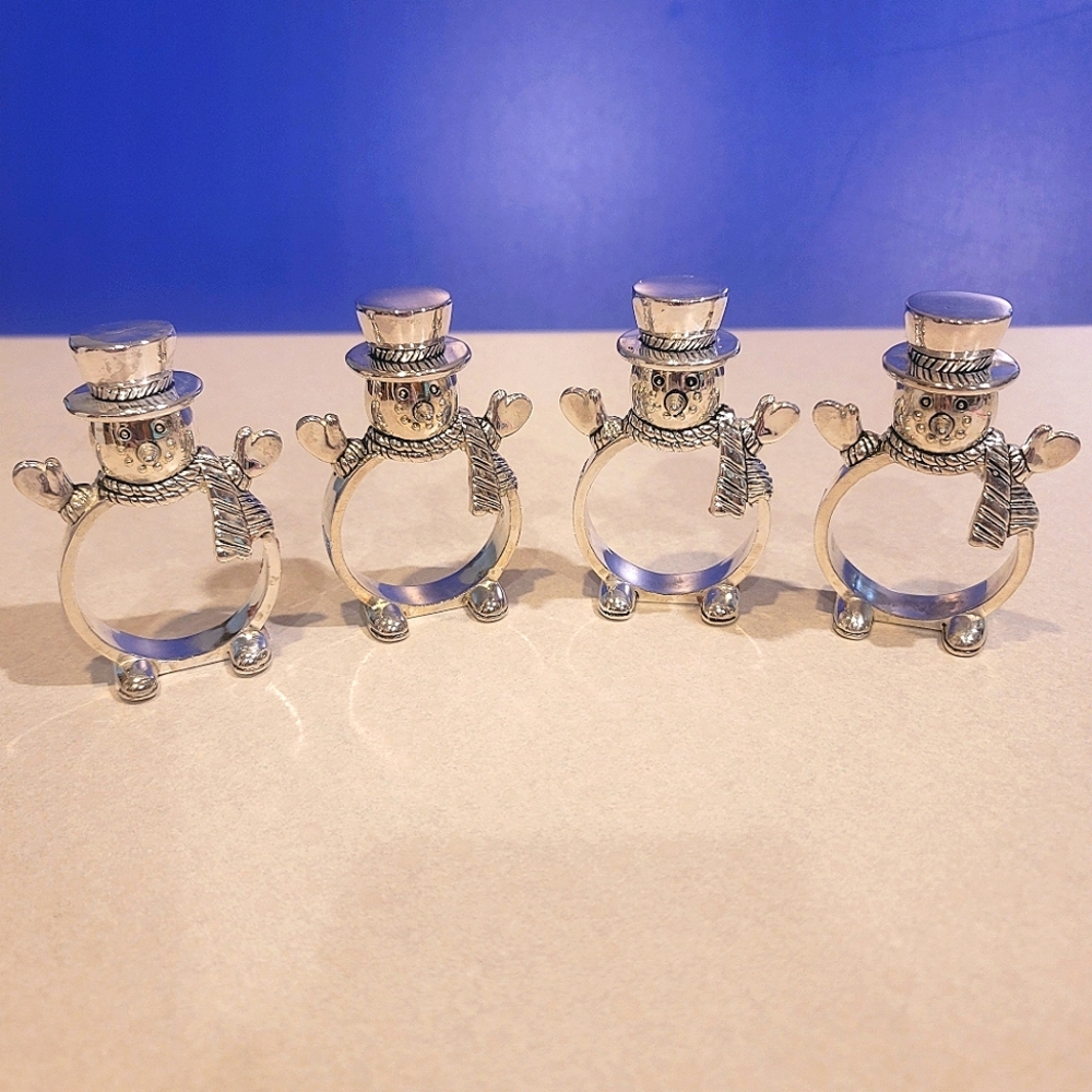 4 International Silver Co. Silverplated Snowmen Holiday Napkin Rings Holders